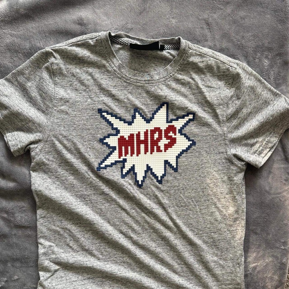 Mostly Heard Rarely Seen MHRS Graphic T-Shirt Grey Heather Med.